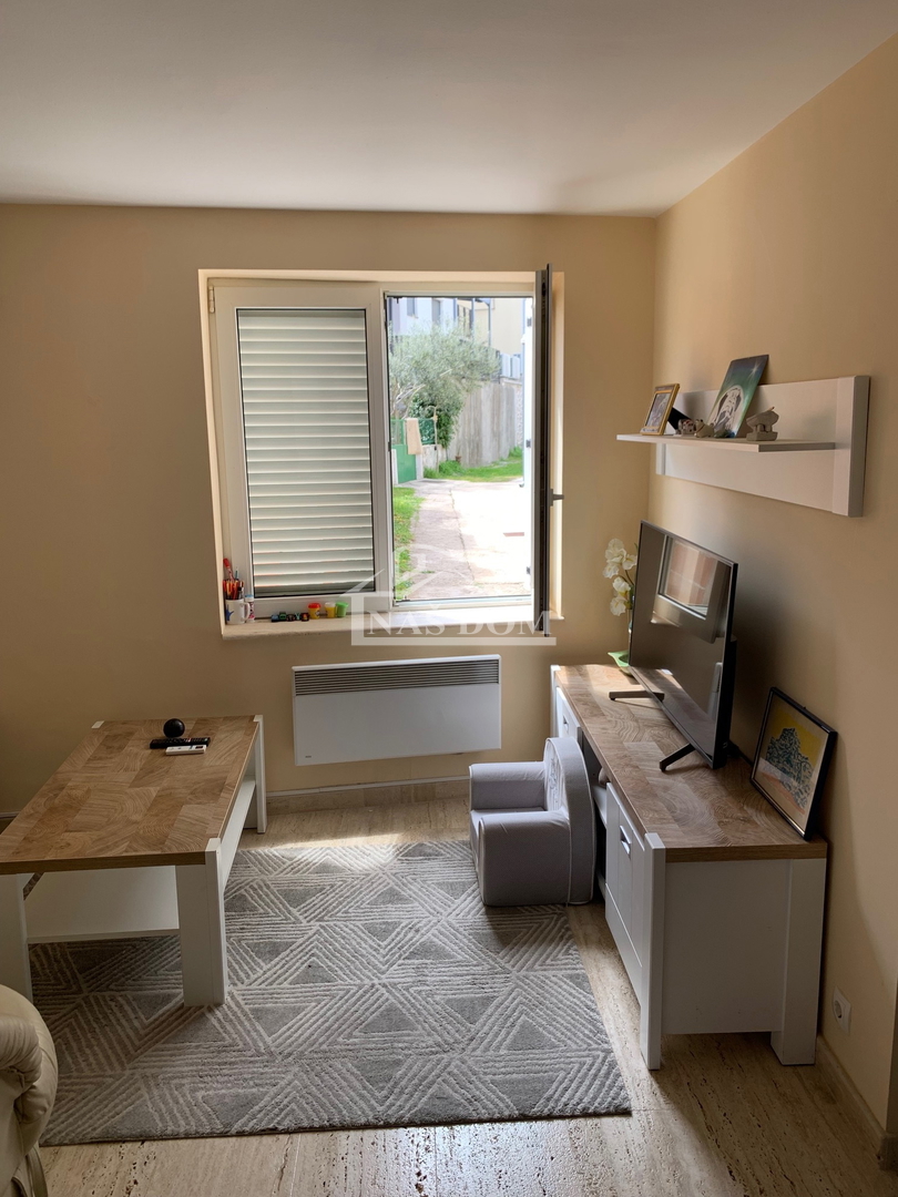 Vodice - Center Hiša s strešno teraso, pogled na morje