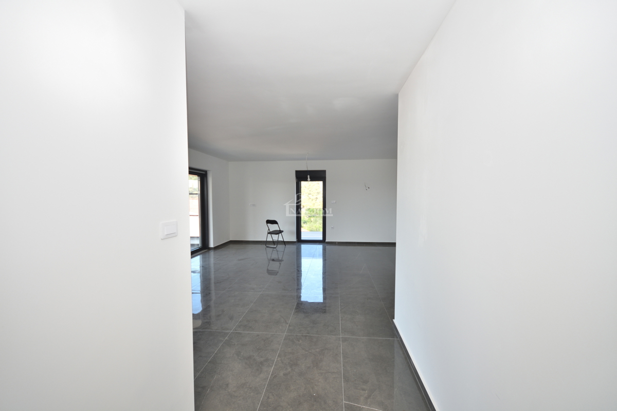 Tribunj, Sovlje - Stanovanje S5 z razgledom na morje