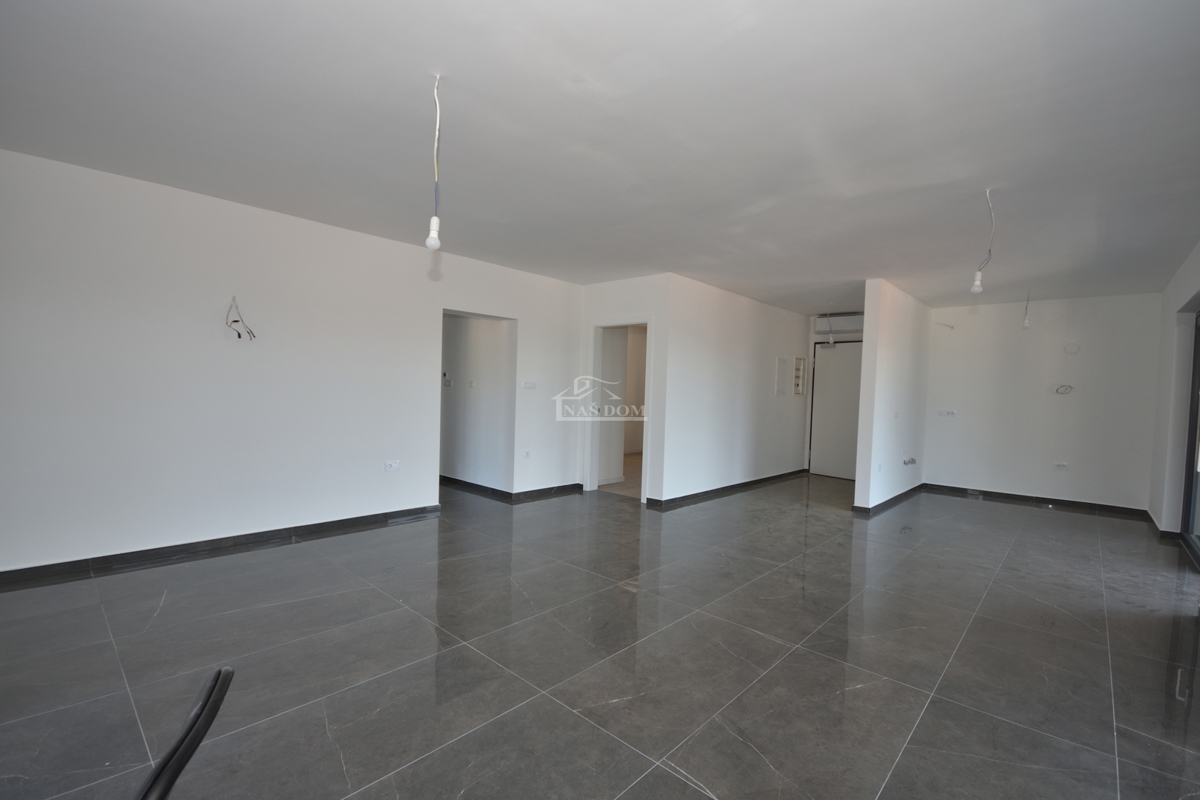 Tribunj, Sovlje - Stanovanje S5 z razgledom na morje