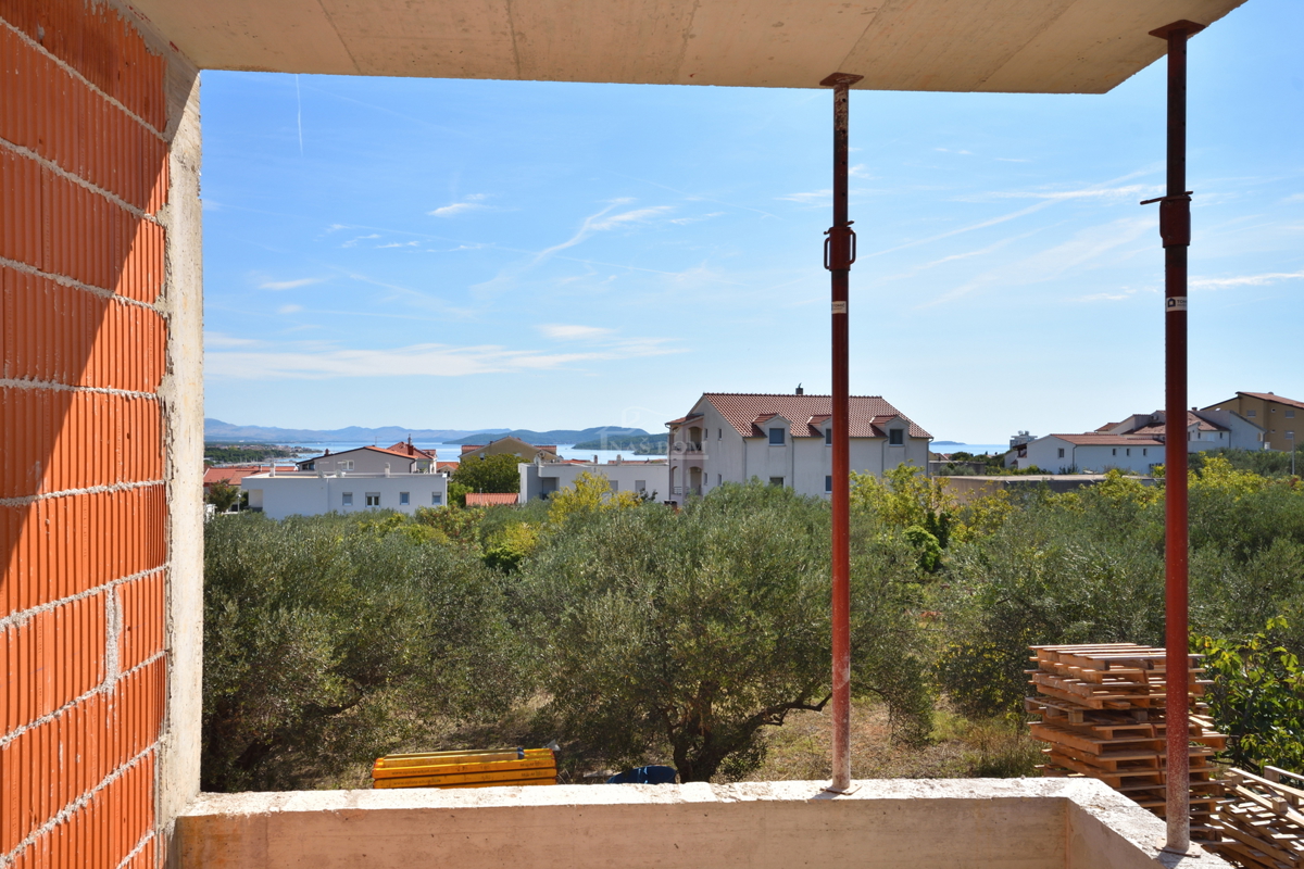 Vodice, novogradnja! S4 stanovanje v 1. nadstropju, 88 m² s teraso in pogledom na morje