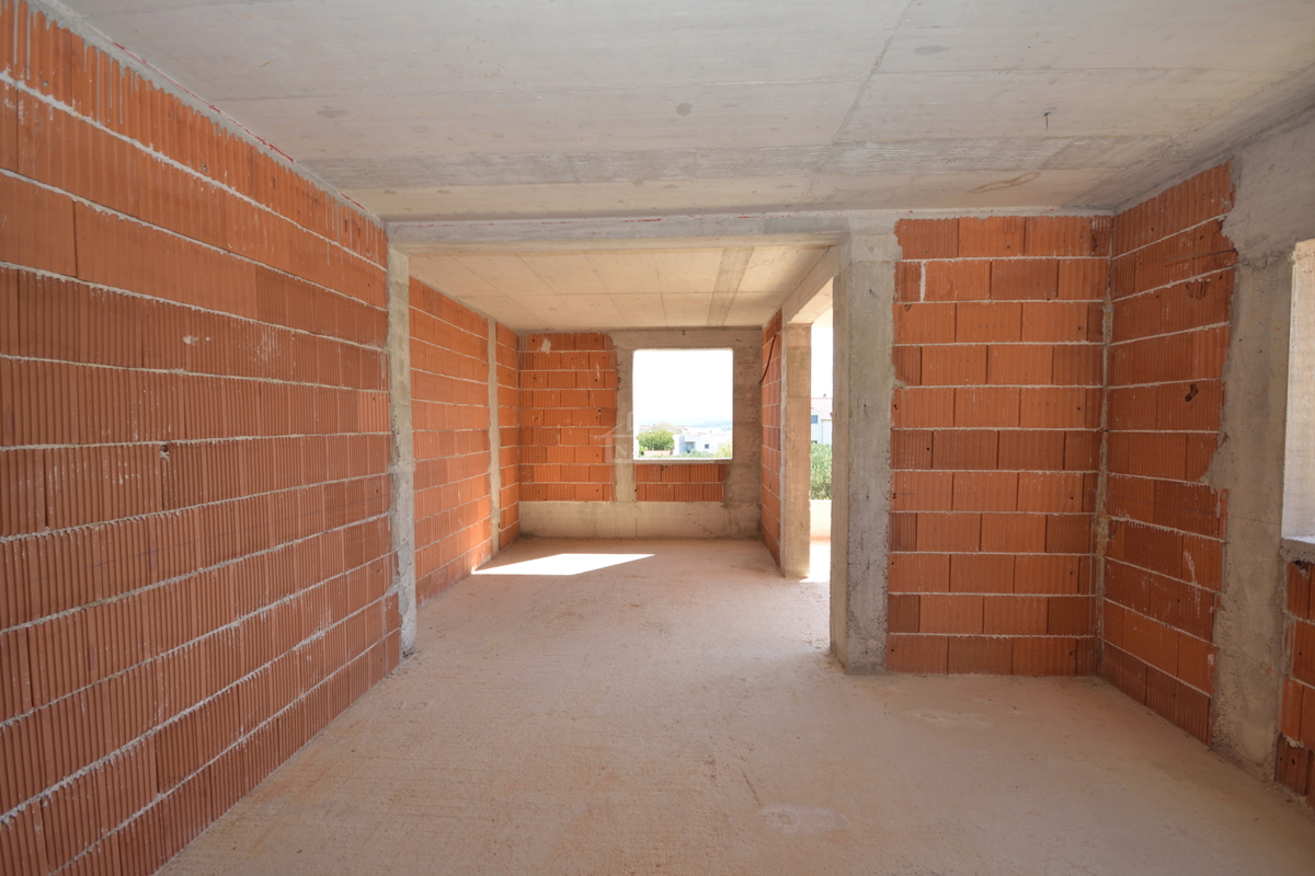 Vodice, novogradnja! S4 stanovanje v 1. nadstropju, 88 m² s teraso in pogledom na morje