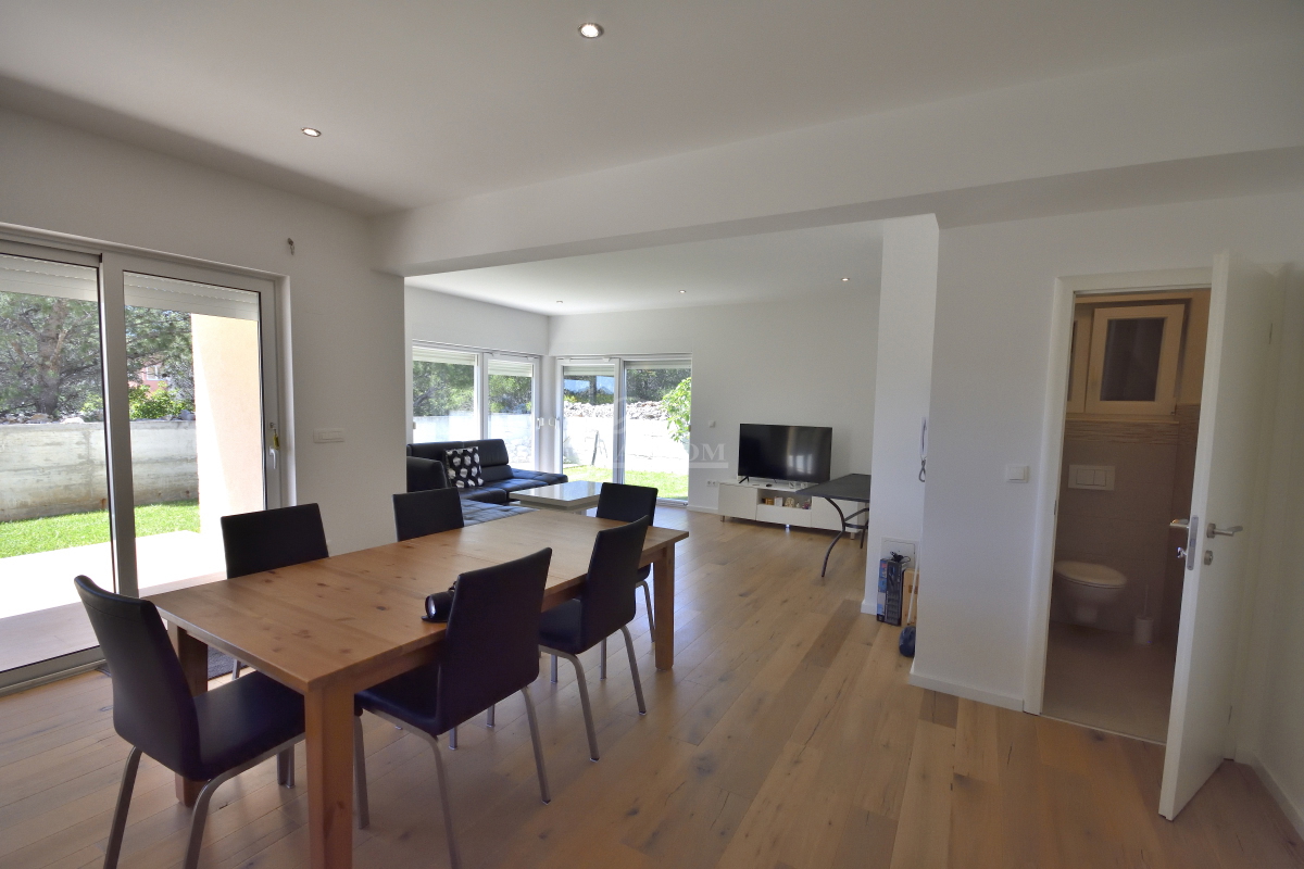 Srima, Vodice - Hiša s 4 apartmaji in bazenom, 800 m od plaže