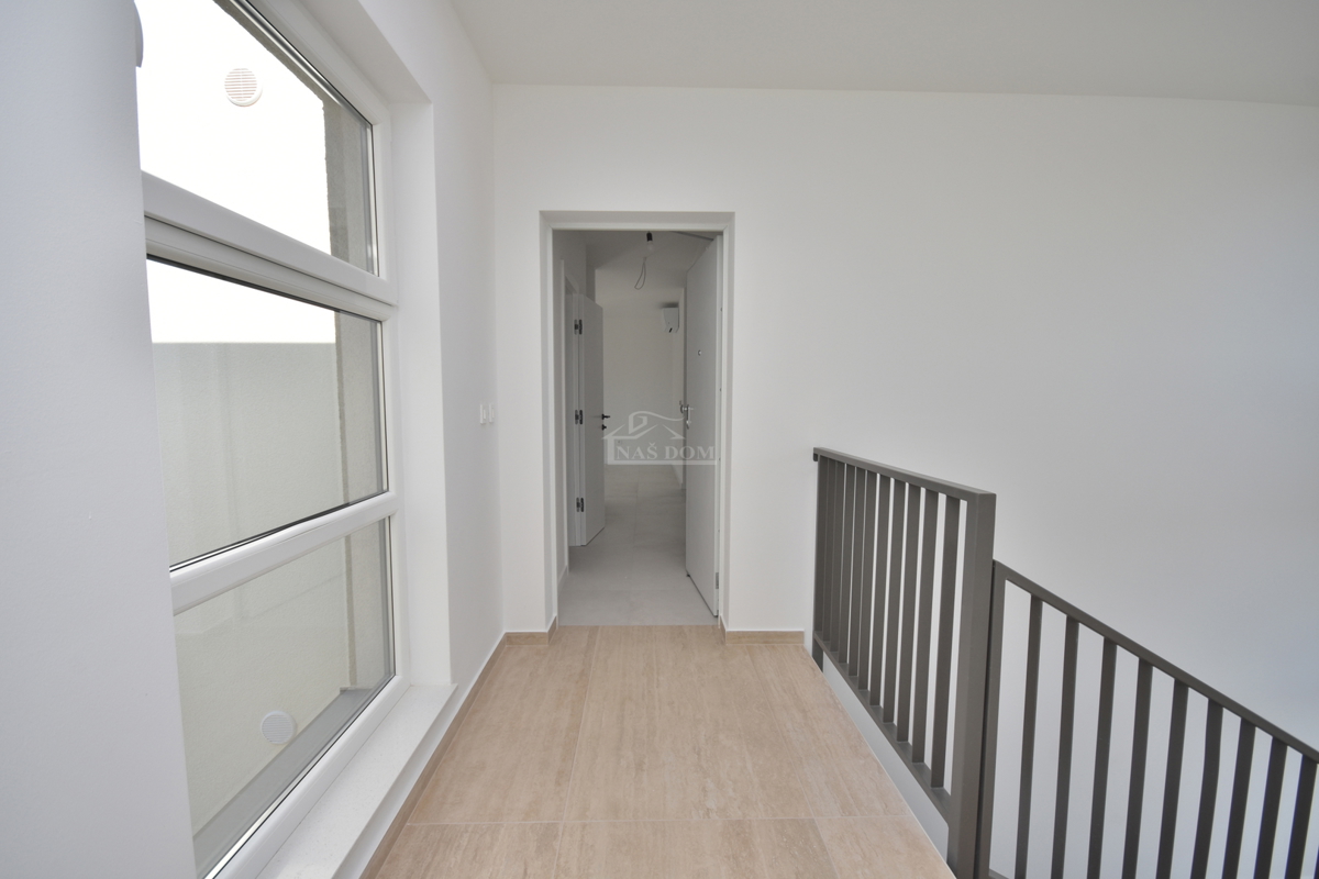 Vodice - Stanovanje S7 z razgledom na morje, vrhunska lega