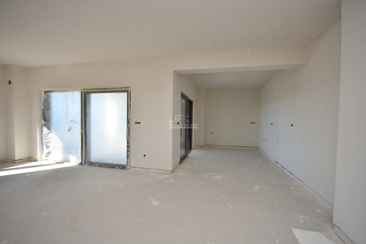 Vodice - Luksuzno stanovanje S7 s tremi spalnicami, pogled na morje, prvo nadstropje