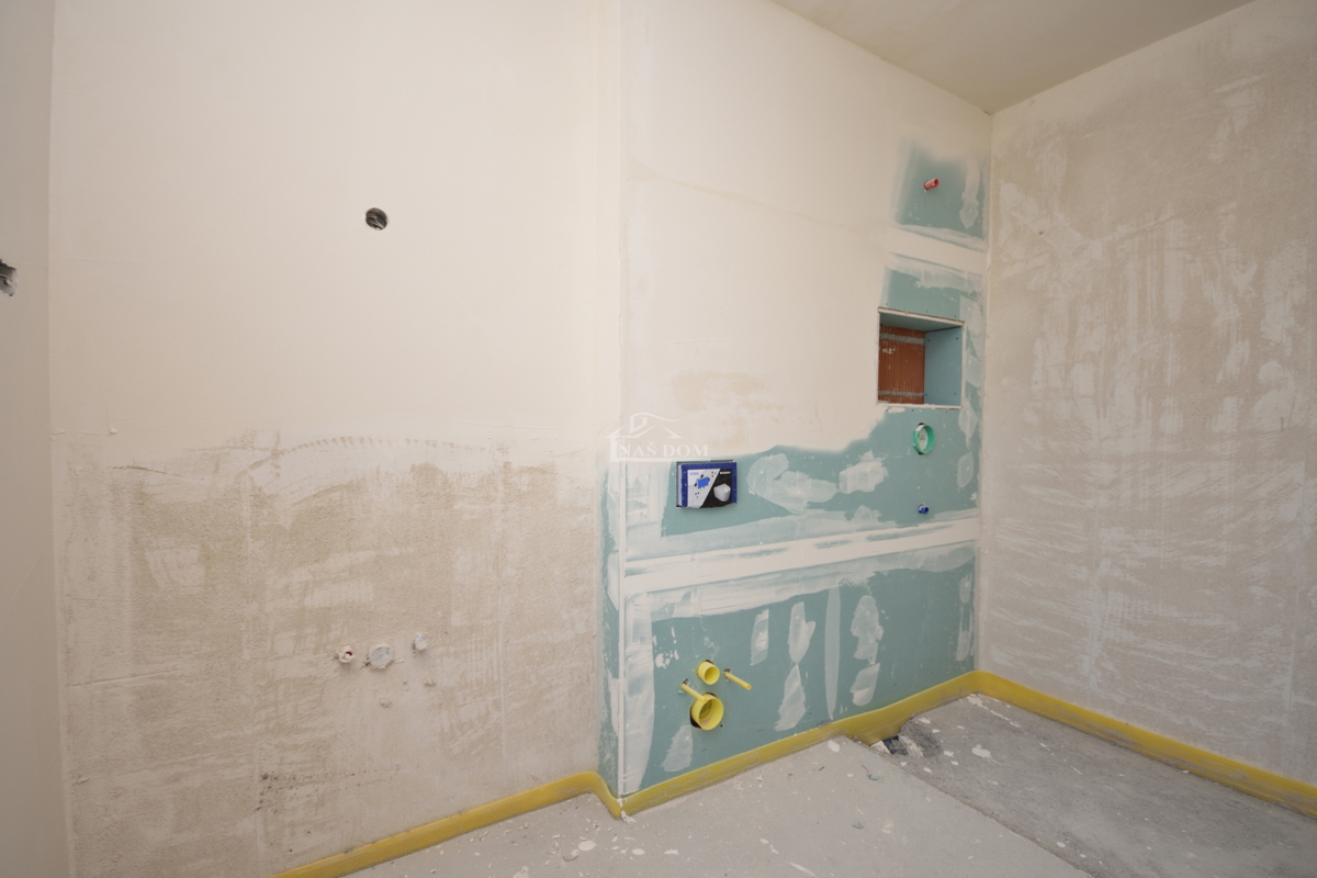 Vodice - Luksuzno stanovanje S7 s tremi spalnicami, pogled na morje, prvo nadstropje