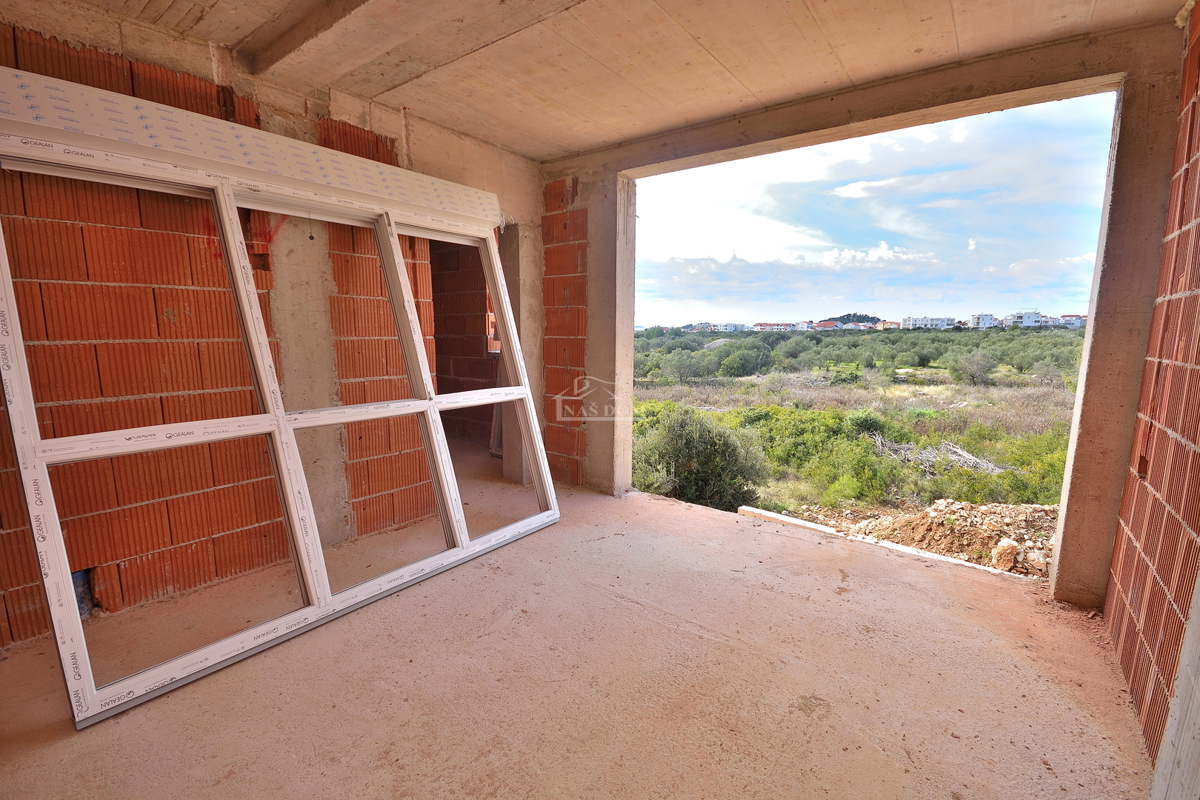 Vodice - S3 stanovanje 400 m od plaže, pogled na morje in naravo