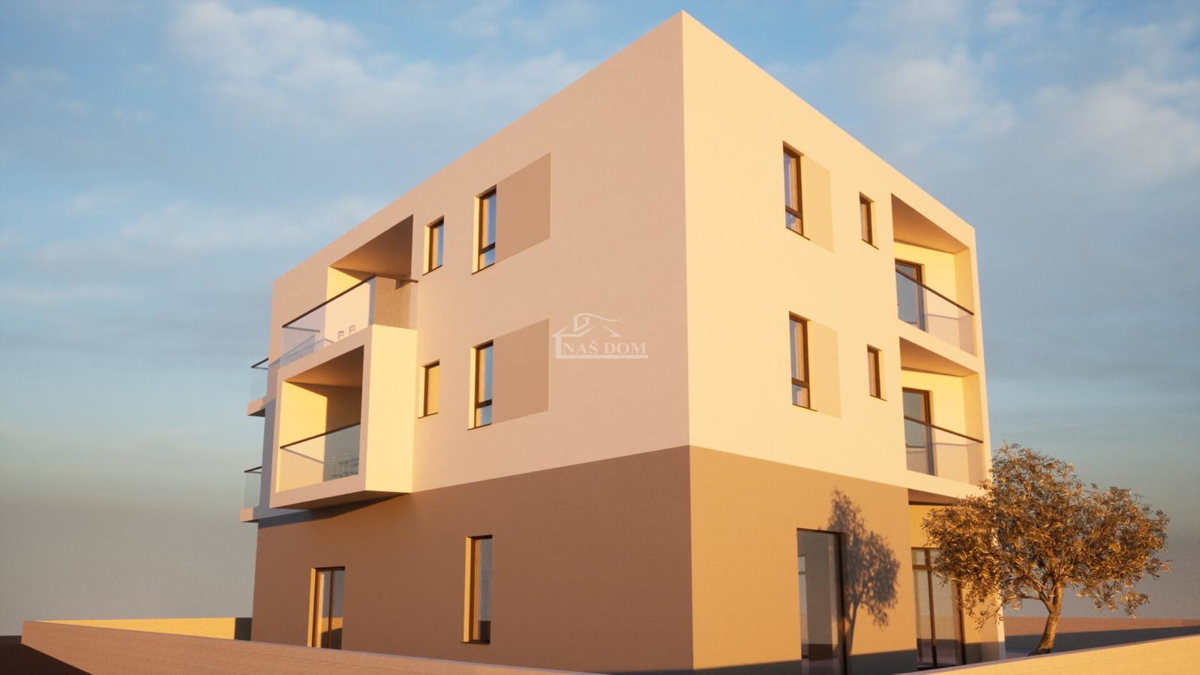 Vodice - Dvosobno stanovanje S6 v drugem nadstropju, 900 m od plaže