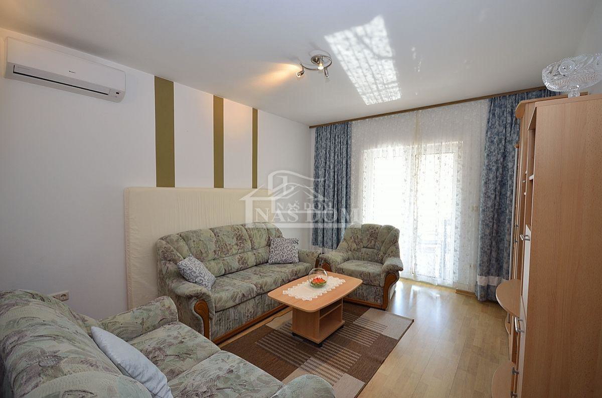 Vodice - Samostoječa hiša 343m2