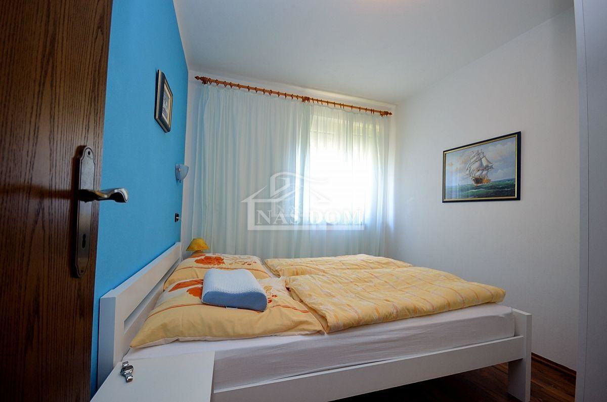 Vodice - Samostoječa hiša 343m2