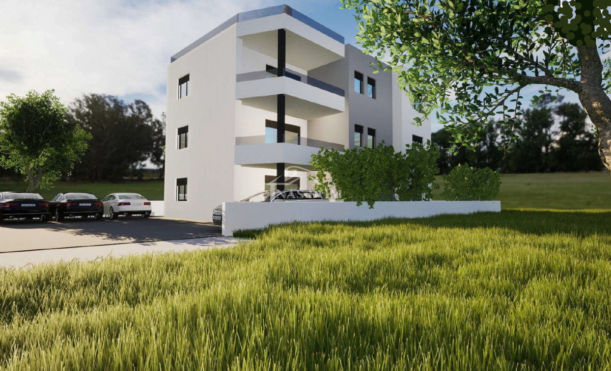 Vodice-**NOVOGRADNJA** S1 stanovanje s vrtom, 450 m od morja