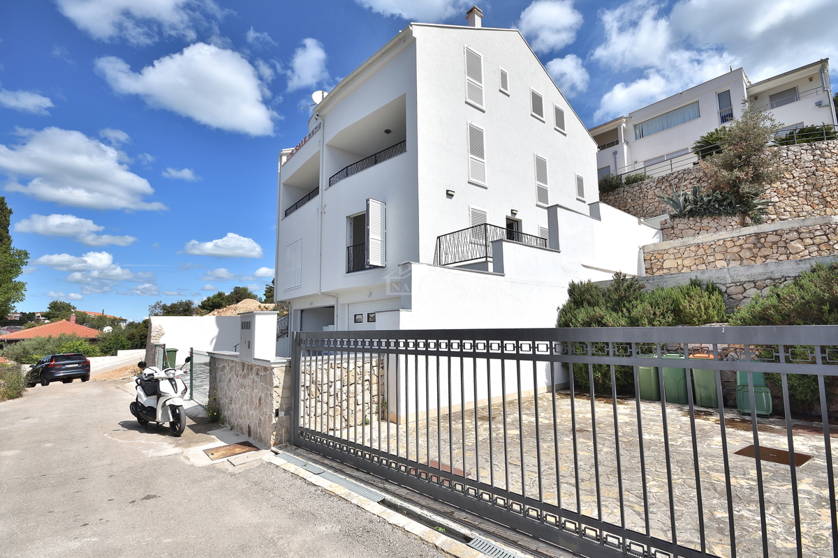 Tisno - NOVOGRADNJA S4 stanovanje s pogledom na morje