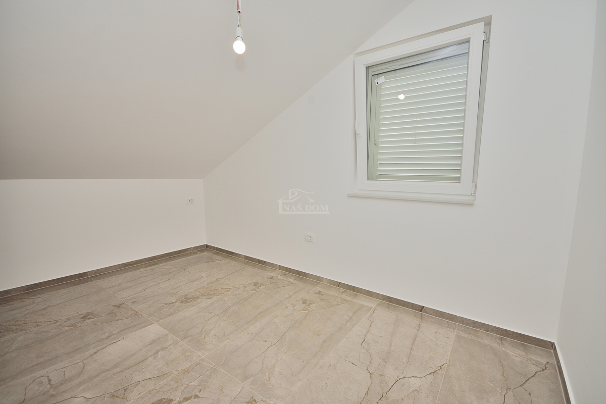 Tisno - NOVOGRADNJA S4 stanovanje s pogledom na morje