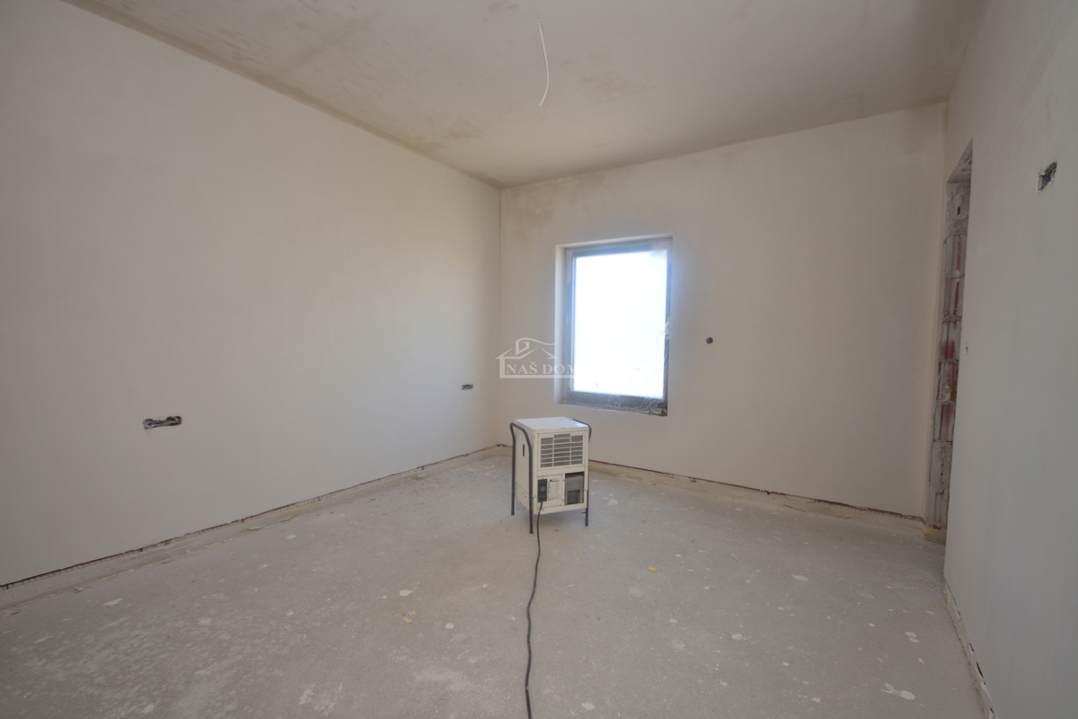 Vodice - Luksuzno stanovanje S10 s tremi spalnicami, dvigalo, pogled na morje, drugo nadstropje