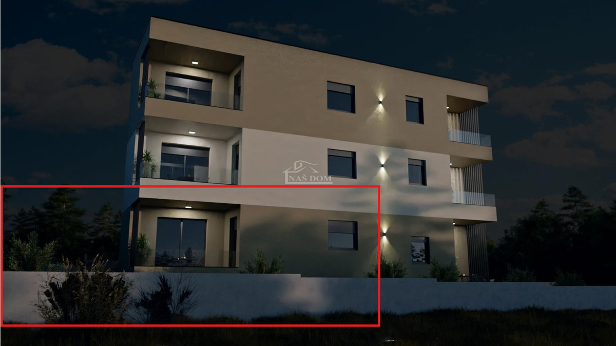 Šibenik - dvosobno stanovanje z vrtom