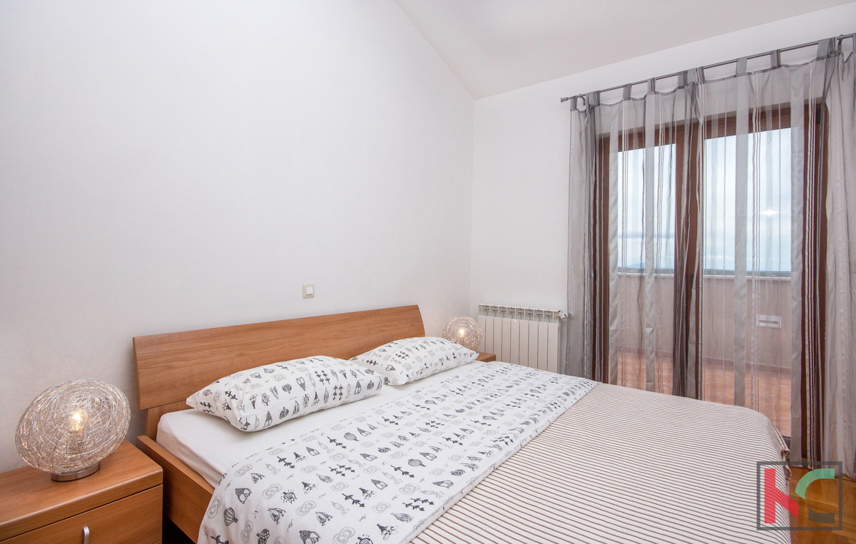 Istra, Marčana, Vila z bazenom na mirni lokaciji