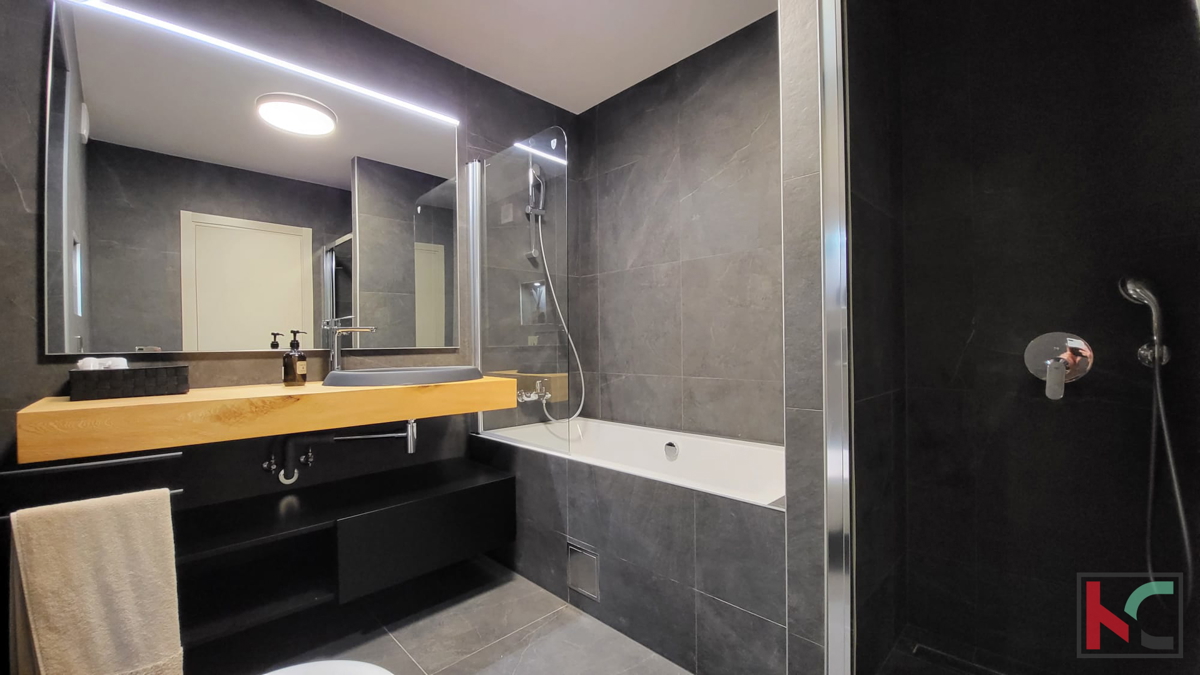 Rovinj, izjemno luksuzno trisobno stanovanje 141,80 m2 #prodaja
