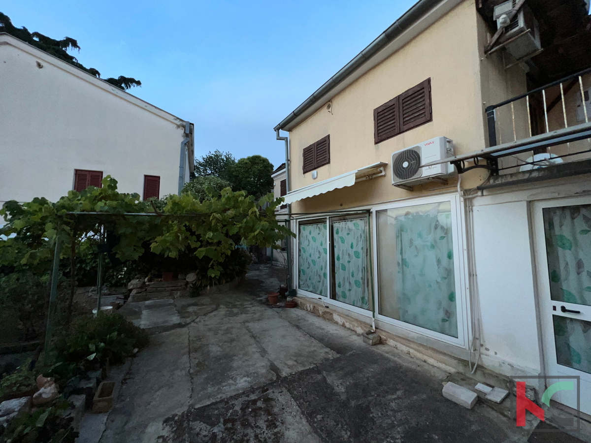 Pula, Center, samostojna hiša 150m2 na parceli 407m2, #prodaja