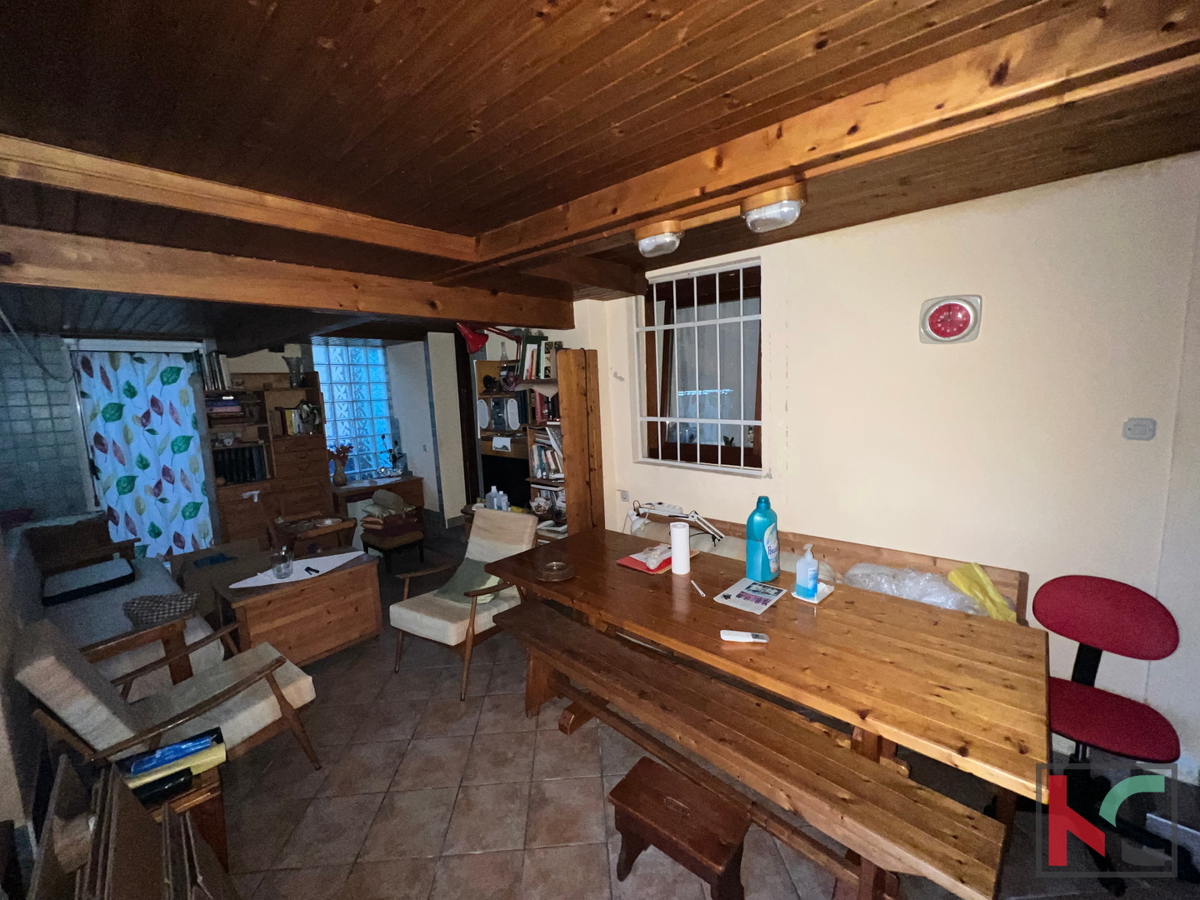 Pula, Center, samostojna hiša 150m2 na parceli 407m2, #prodaja