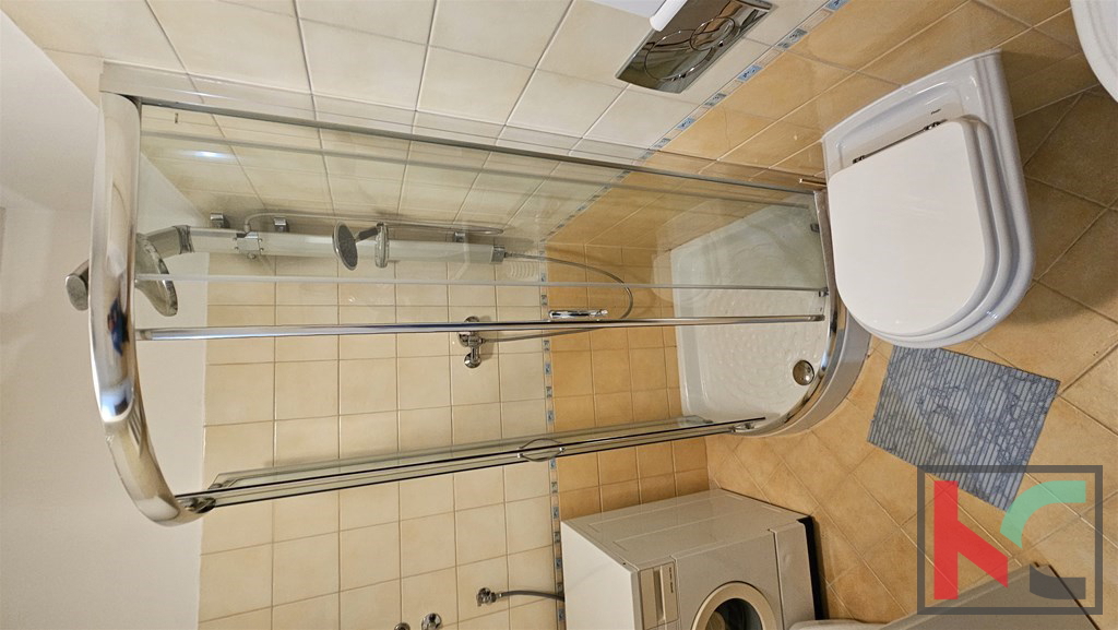 Istra, Peroj, dvosobni apartma 64,67m2 s pogledom na morje