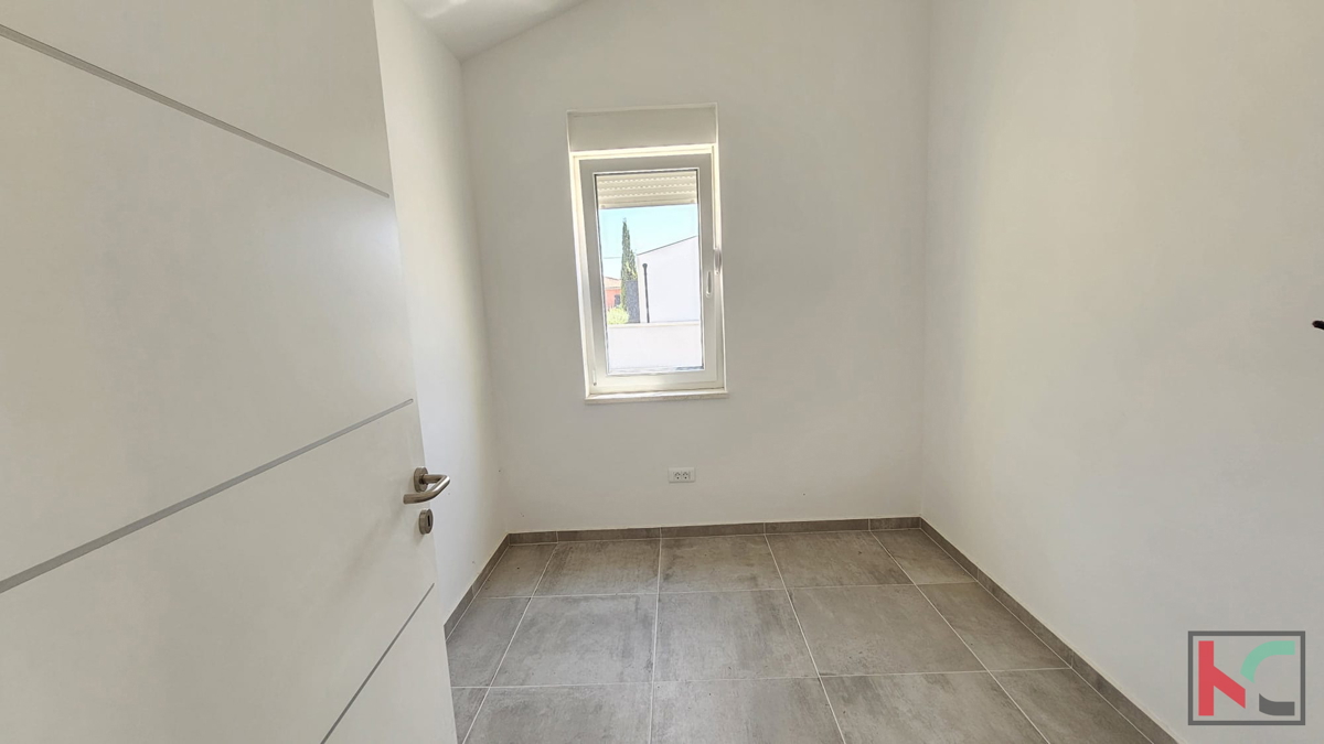 Istra, Vodnjan, pritličje 103 m2 z bazenom in vrtom, pogled na morje, #prodaja