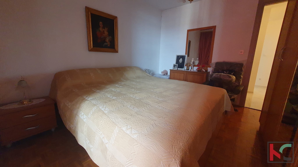 Pula, Stoja, delno prenovljeno stanovanje 76,25 m2, z dvema balkonoma #prodaja