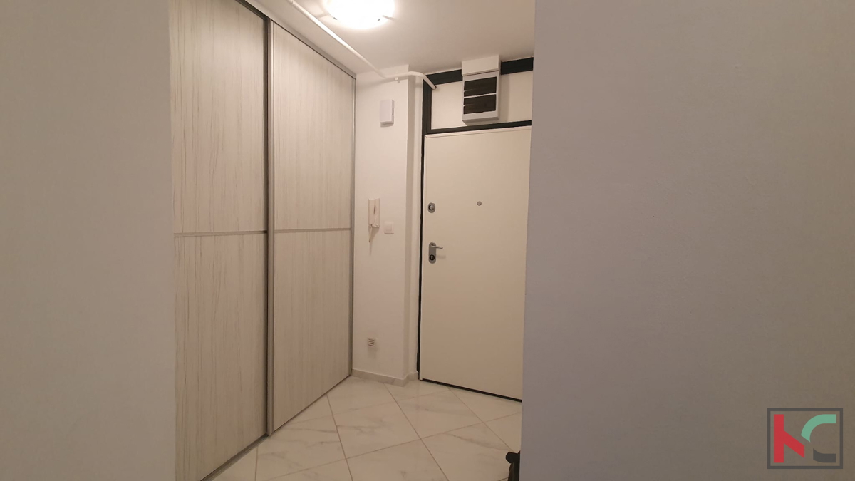 Pula, Stoja, delno prenovljeno stanovanje 76,25 m2, z dvema balkonoma #prodaja