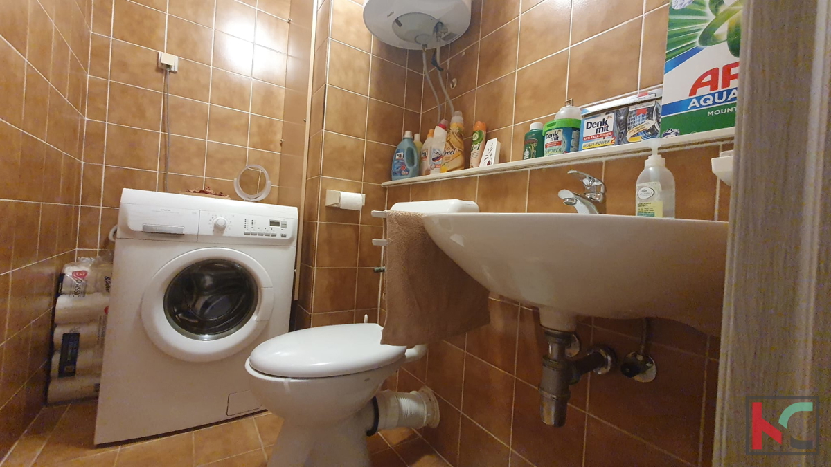 Pula, Stoja, delno prenovljeno stanovanje 76,25 m2, z dvema balkonoma #prodaja