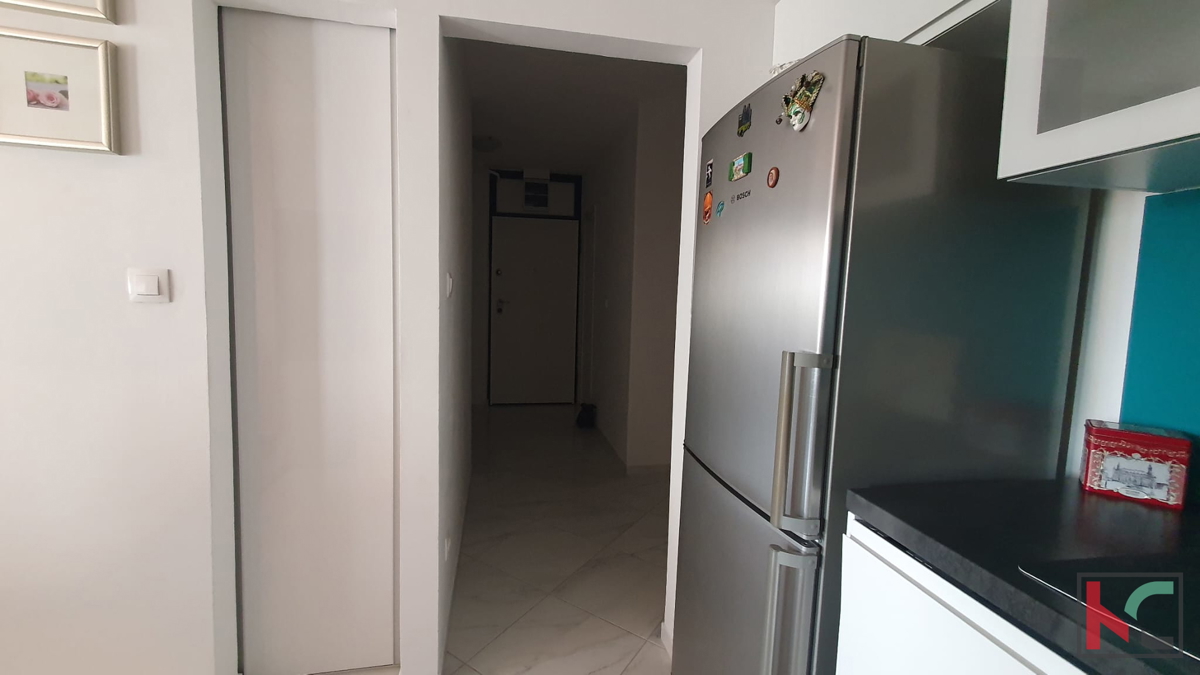 Pula, Stoja, delno prenovljeno stanovanje 76,25 m2, z dvema balkonoma #prodaja