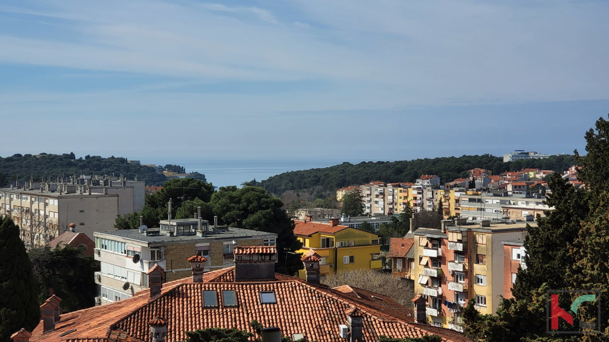Pula, Veruda, družinsko trisobno stanovanje 74,30m2 na idealni lokaciji s pogledom na morje, #prodaja