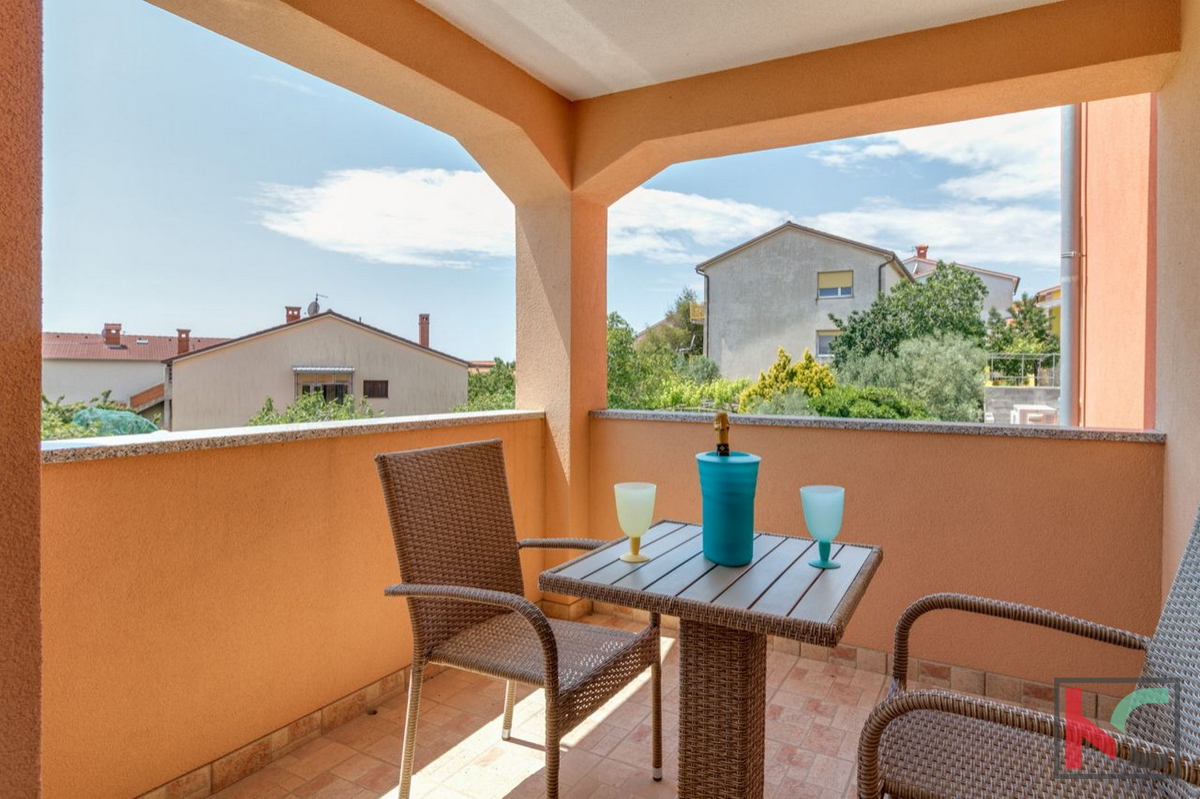 Istra, Pula, apartmajska hiša z 8 stanovanjskimi enotami, bazenom in urejenim vrtom, #prodaja