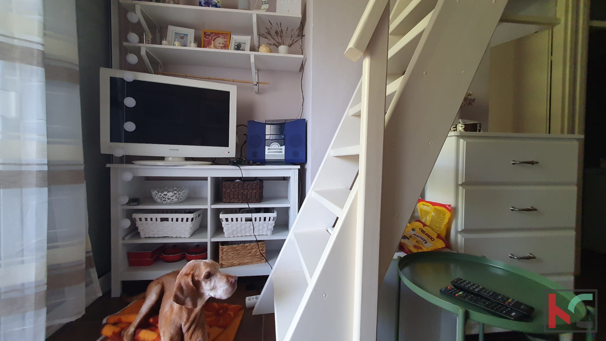 Poreč, Červar Porat, dvosobno stanovanje z galerijo, 100 metrov od morja #prodaja