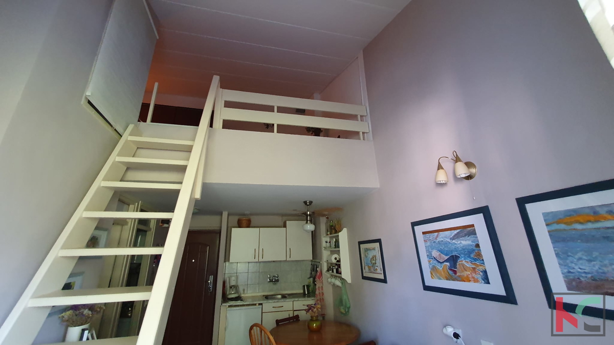 Poreč, Červar Porat, dvosobno stanovanje z galerijo, 100 metrov od morja #prodaja