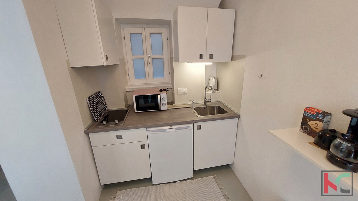 Istra, Rovinj, moderno opremljeno in prenovljeno stanovanje 49,02 m2 v centru mesta, #razprodaja