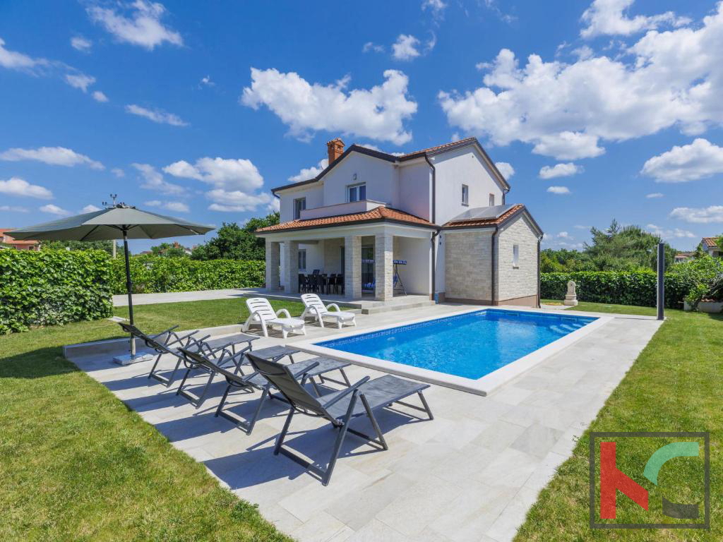 Istra, Poreč, počitniška hiša z bazenom in urejenim vrtom, #prodaja