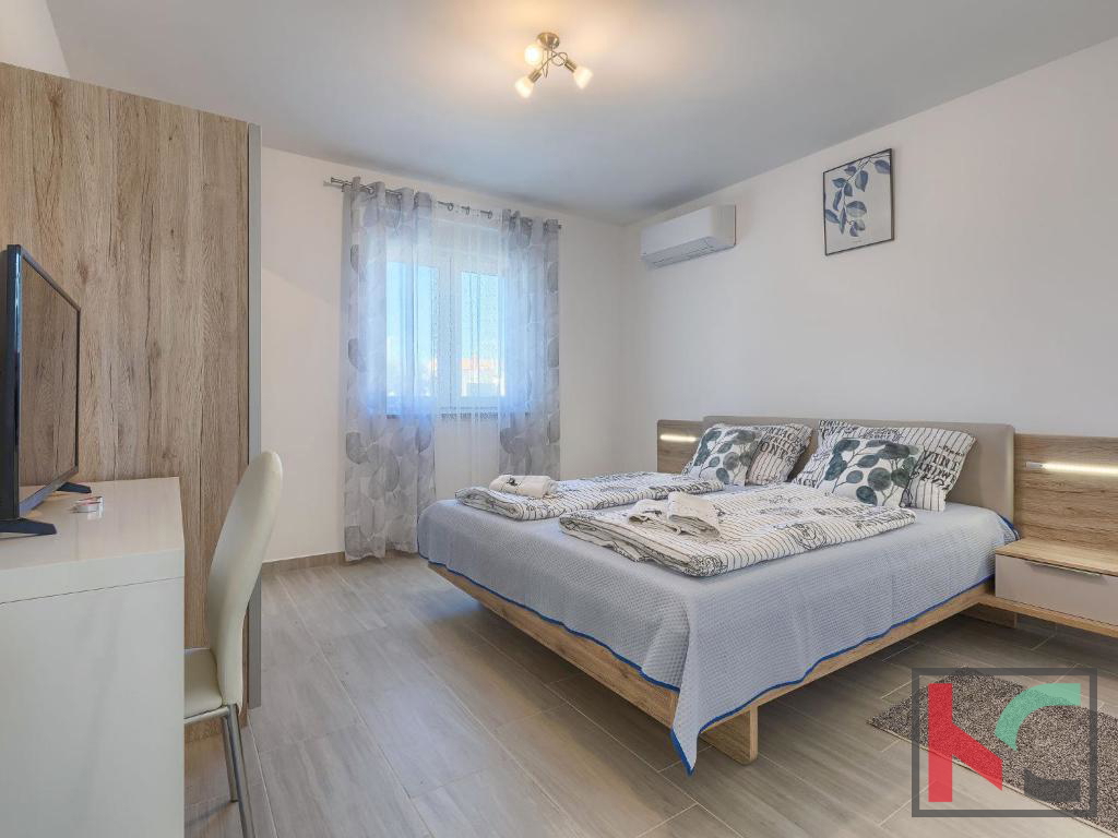 Istra, Poreč, počitniška hiša z bazenom in urejenim vrtom, #prodaja
