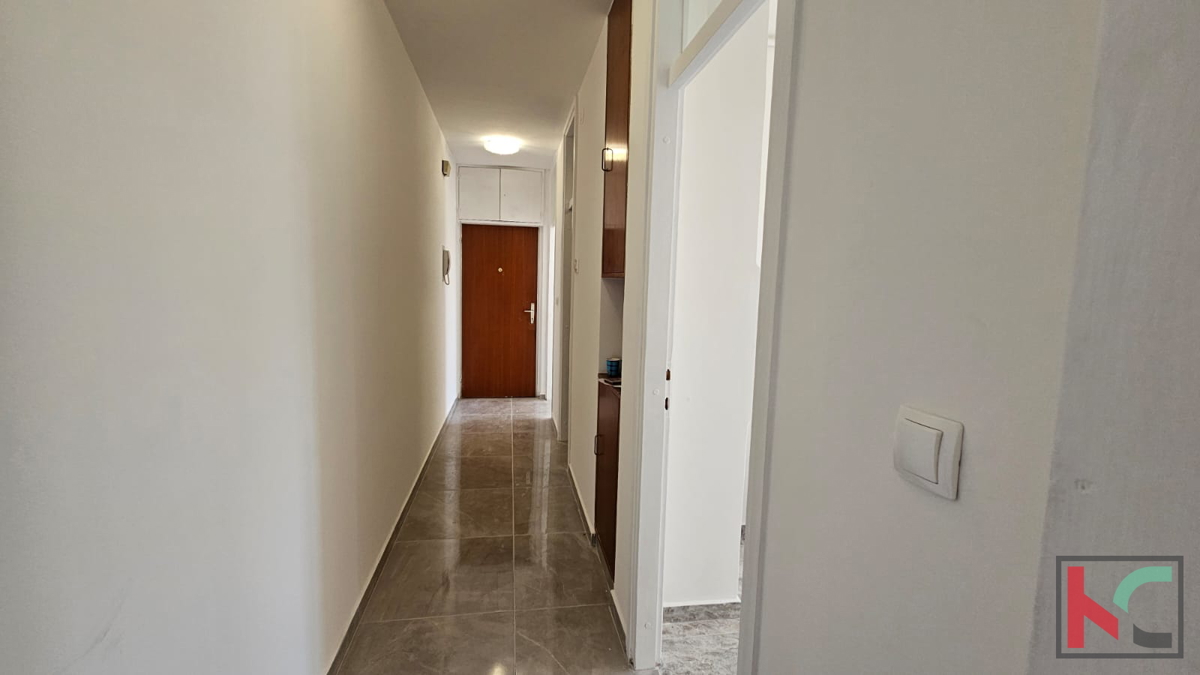 Pula, Vidikovac, stanovanje 59,26 m2 s teraso in dvigalom na odlični lokaciji