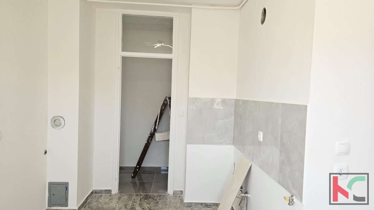 Pula, Vidikovac, stanovanje 59,26 m2 s teraso in dvigalom na odlični lokaciji