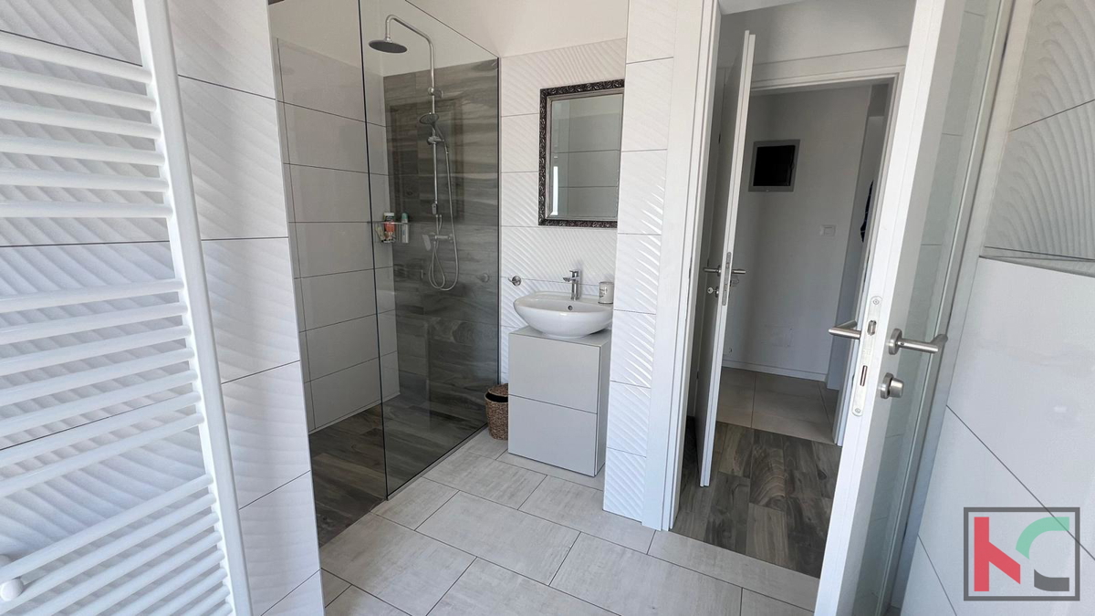 Istra, Marčana, moderna vila z bazenom na mirni lokaciji, #prodaja