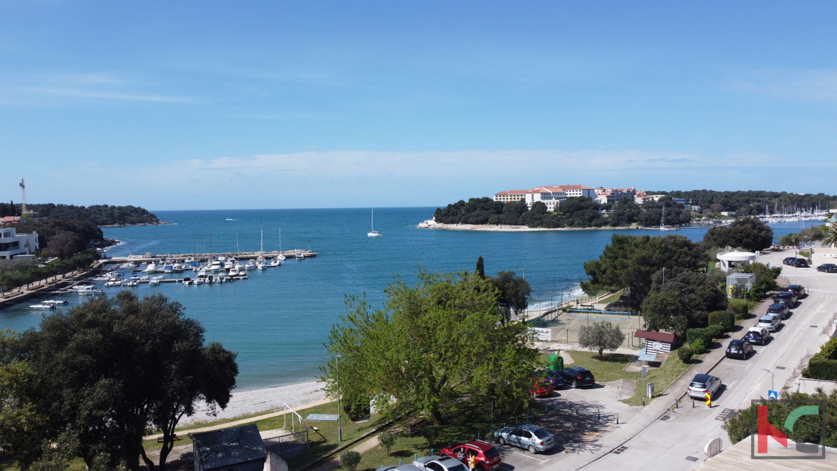 ISTRA, PEŠČENA UVALA, 2 STANOVANJI V STAVBI, PRVA VRSTA OB MORJU, #EKSKLUZIVNA PRODAJA