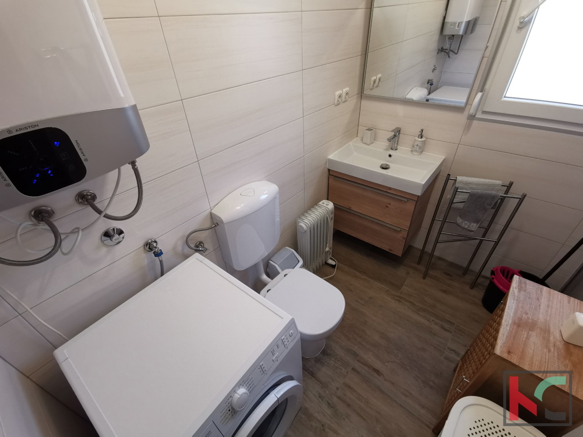 Pula, okolica, montažna hiža 33m2 z vrtom 367m2, mirna lokacija