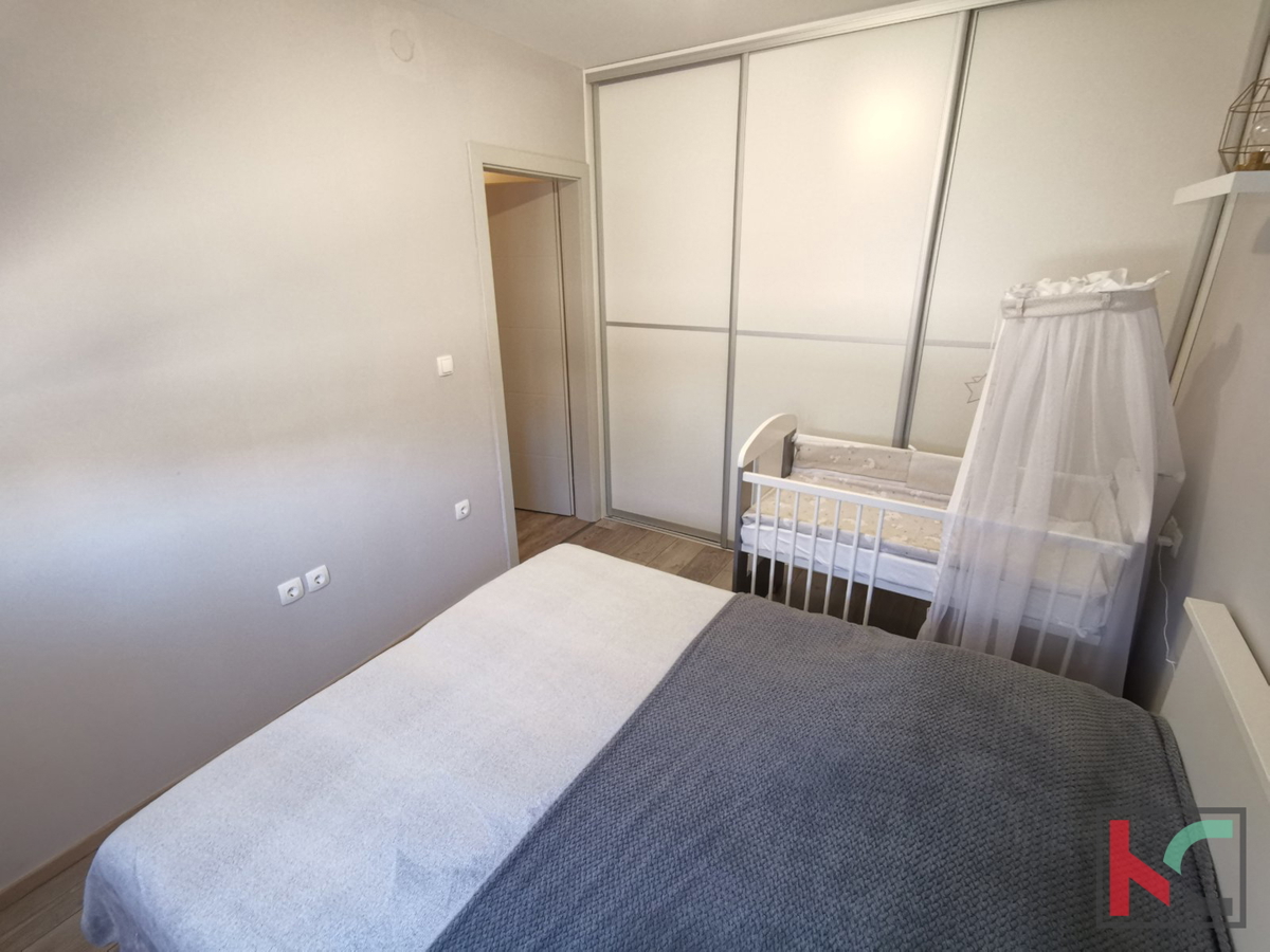 Pula, okolica, montažna hiža 33m2 z vrtom 367m2, mirna lokacija