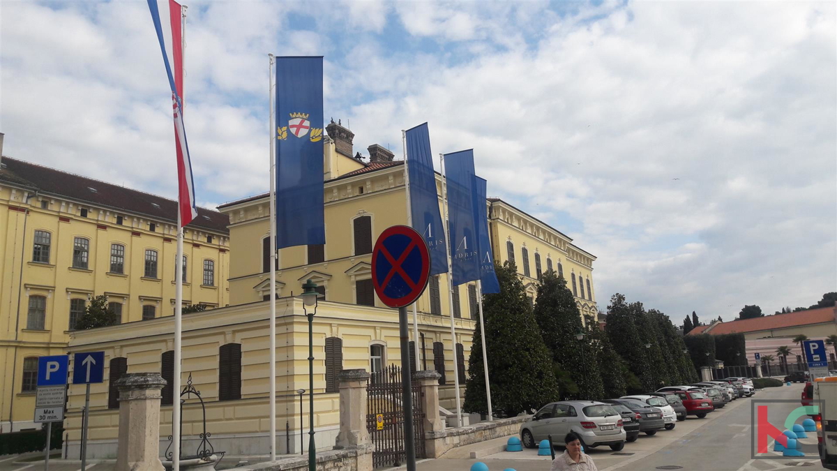Rovinj, gostinski objekt 150m2 center
