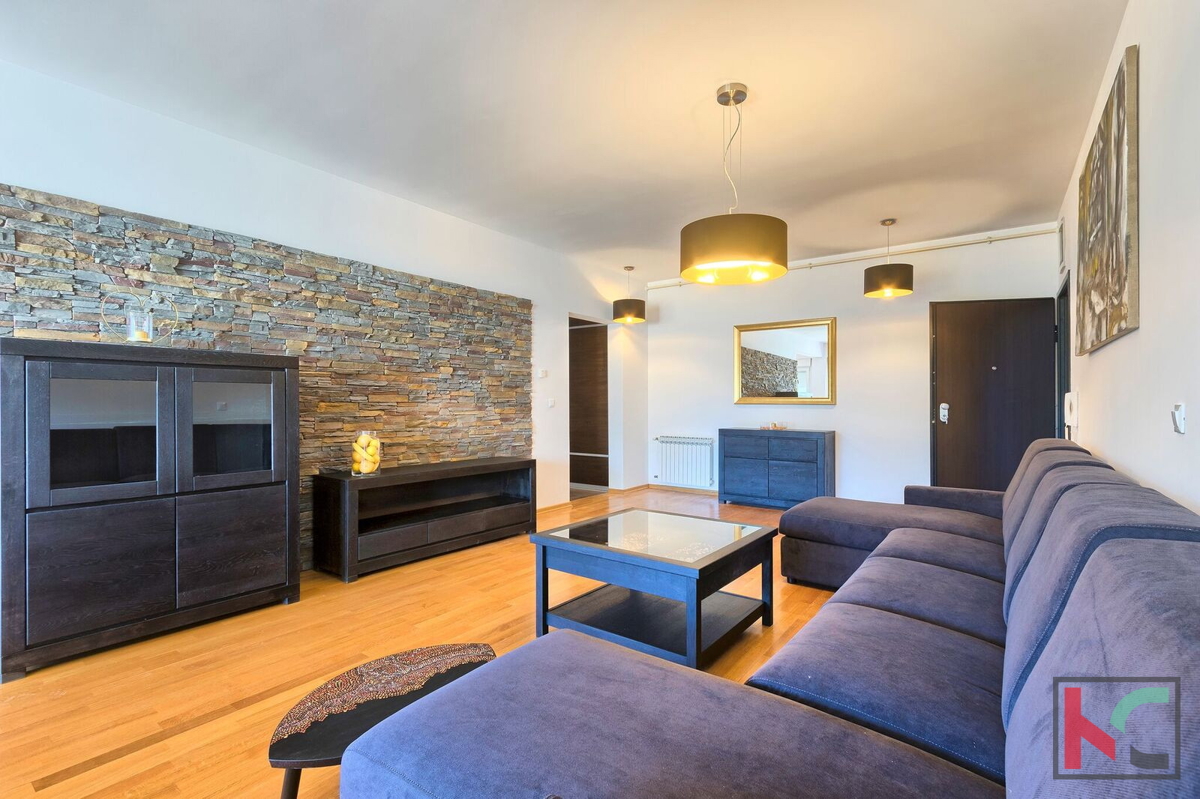 Istra, Peroj 176,65 m2, moderen penthouse nedaleč od morja