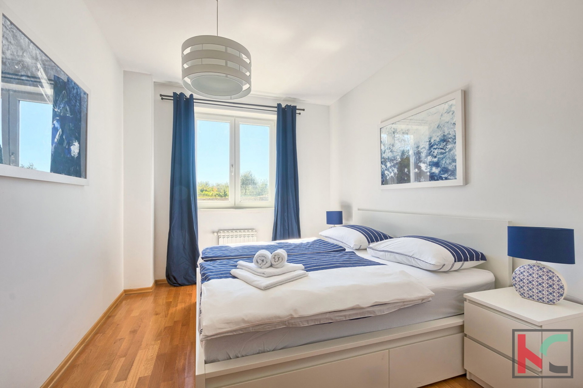 Istra, Peroj 176,65 m2, moderen penthouse nedaleč od morja