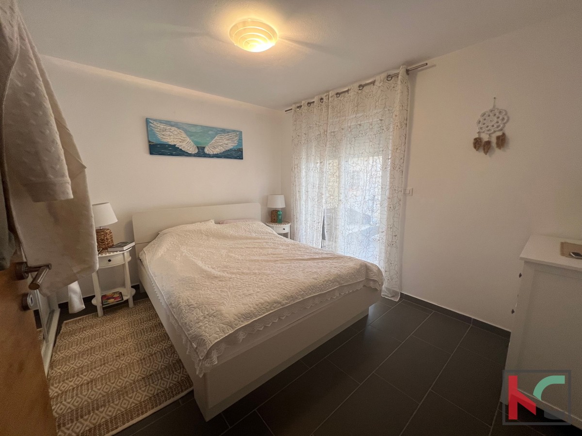Istra, Medulin, luksuzno dvoetažno stanovanje 122,60 m2, pogled na morje, bazen