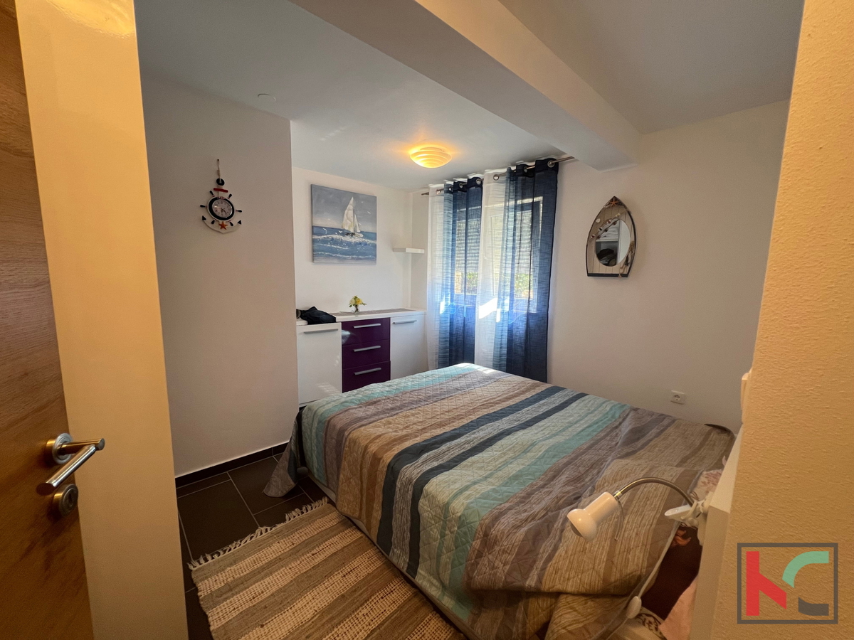 Istra, Medulin, luksuzno dvoetažno stanovanje 122,60 m2, pogled na morje, bazen