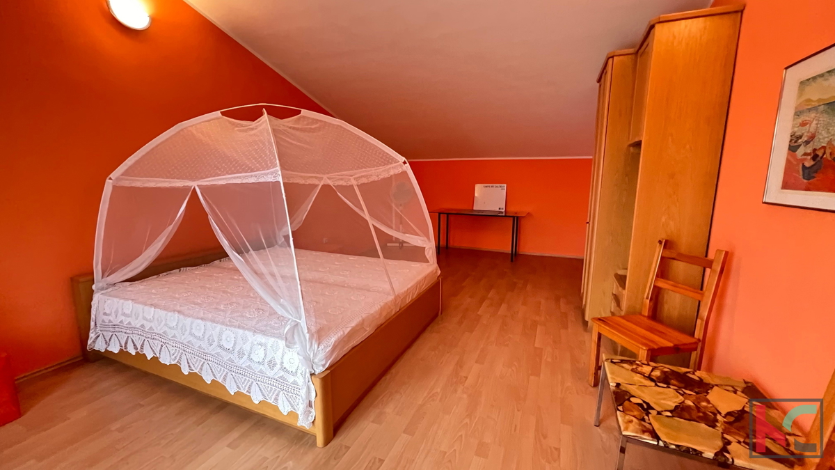 Istra, Poreč, samostojna hiša z urejenim vrtom na odlični lokaciji, #prodaja