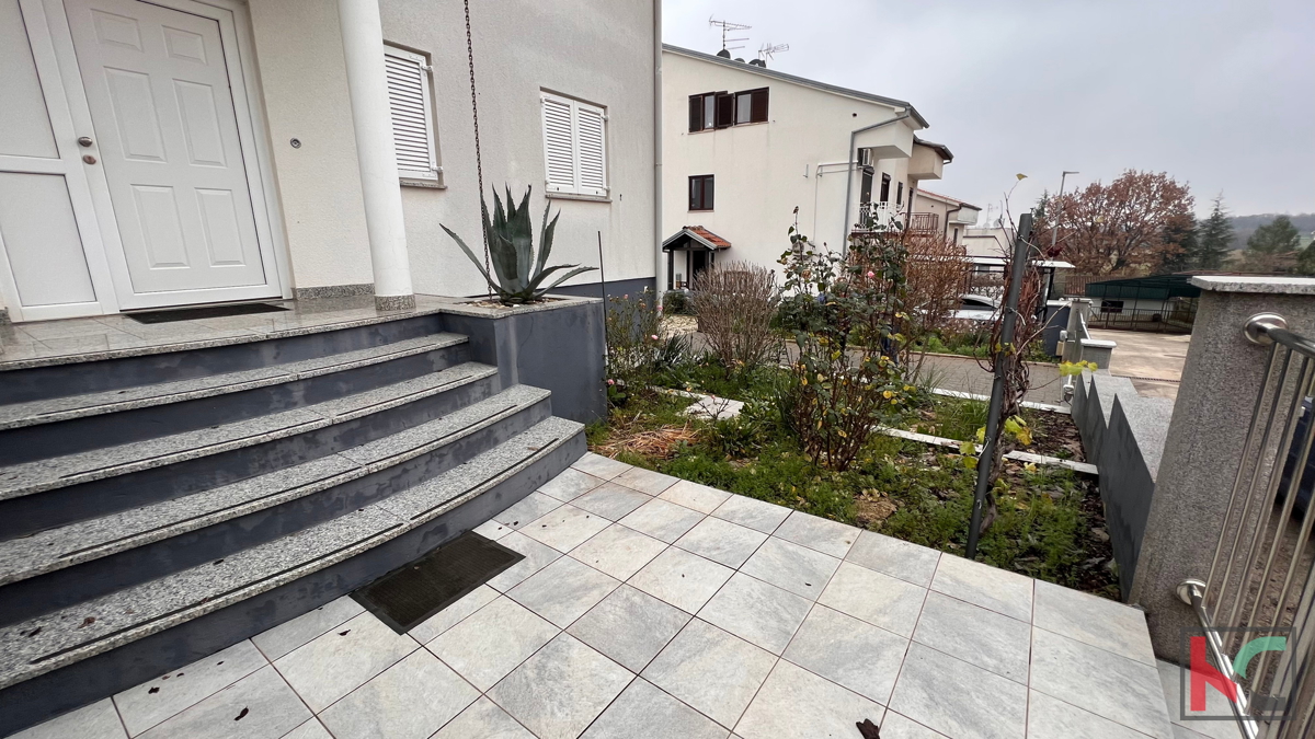 Istra, Poreč, samostojna hiša z urejenim vrtom na odlični lokaciji, #prodaja
