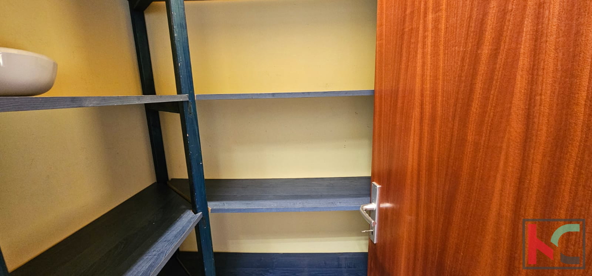 Istra, Pula, udobno družinsko stanovanje 3SS+DB 133,29m2 z urejenim vrtom, mirna lokacija, #prodaja