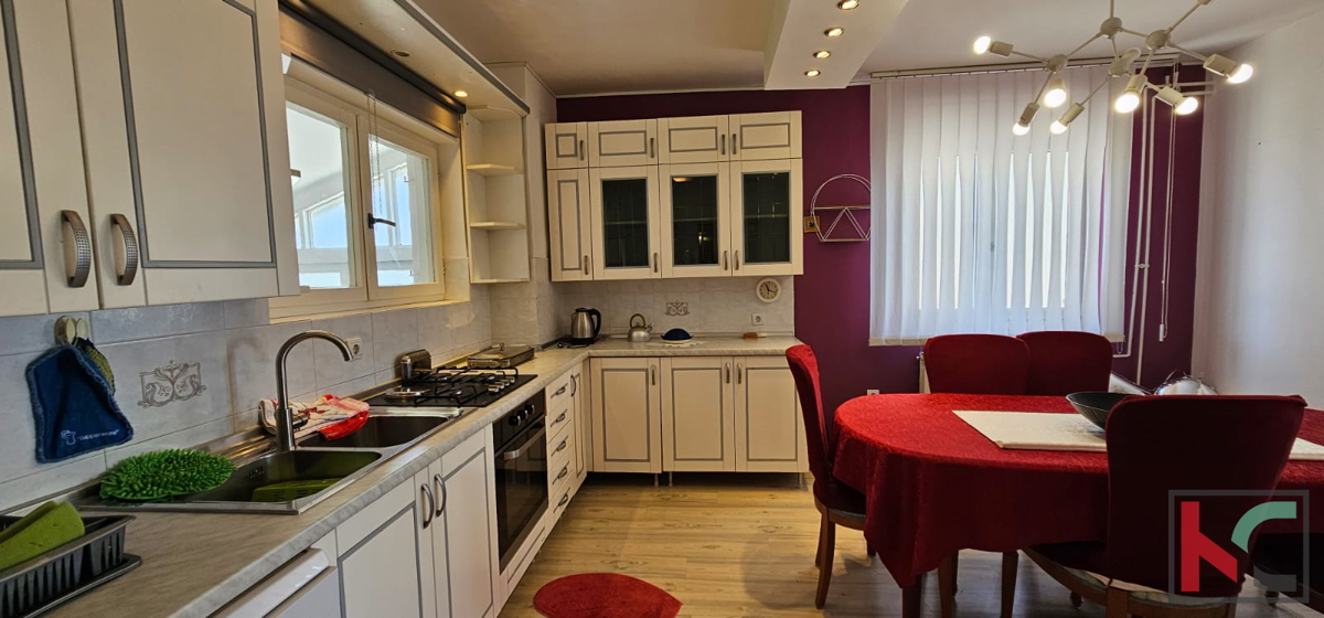 Istra, Pula, udobno družinsko stanovanje 3SS+DB 133,29m2 z urejenim vrtom, mirna lokacija, #prodaja
